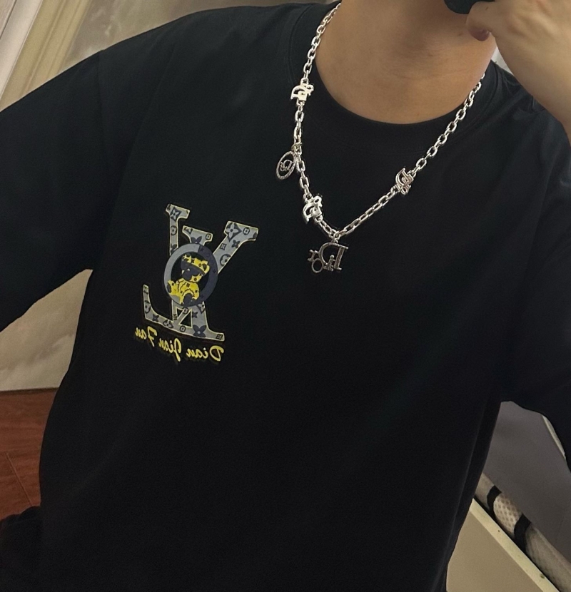 chr1st1an D10r necklaces